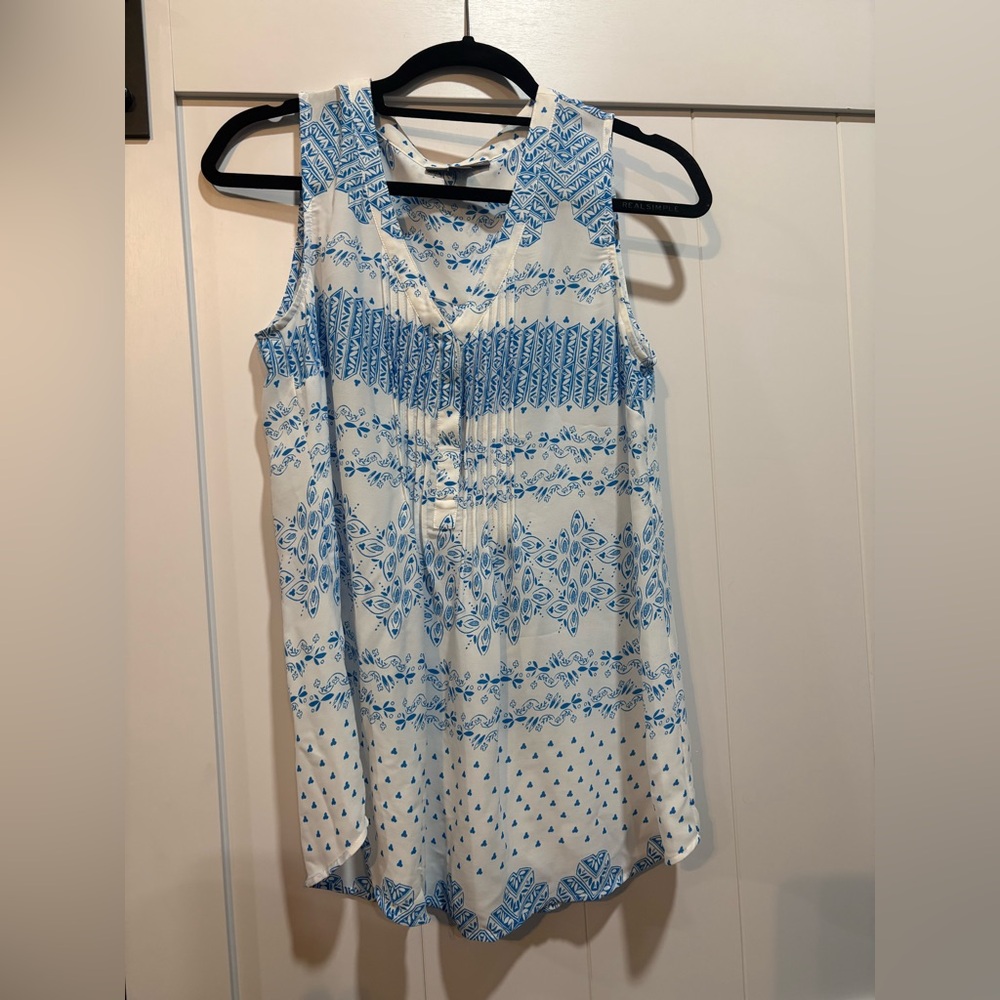 Blue and White Patterned Sleeveless Top